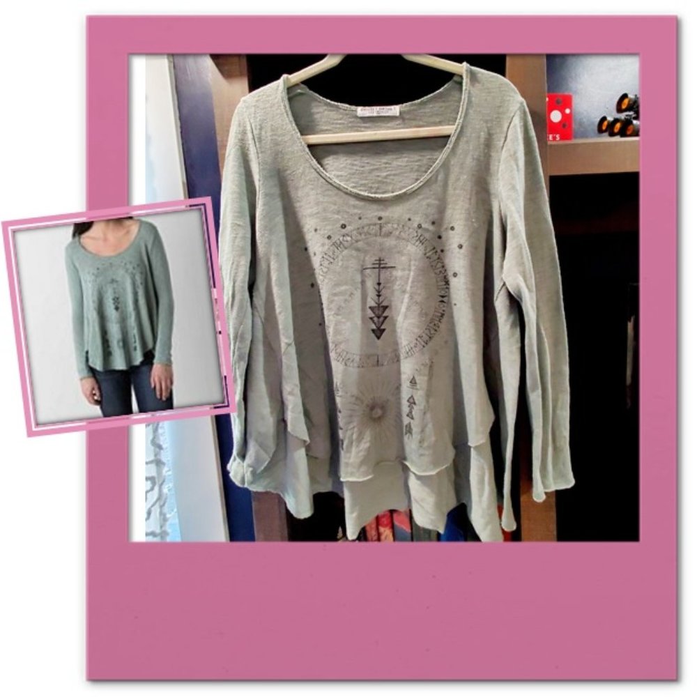 Long Sleeve Graphic Thermal Top